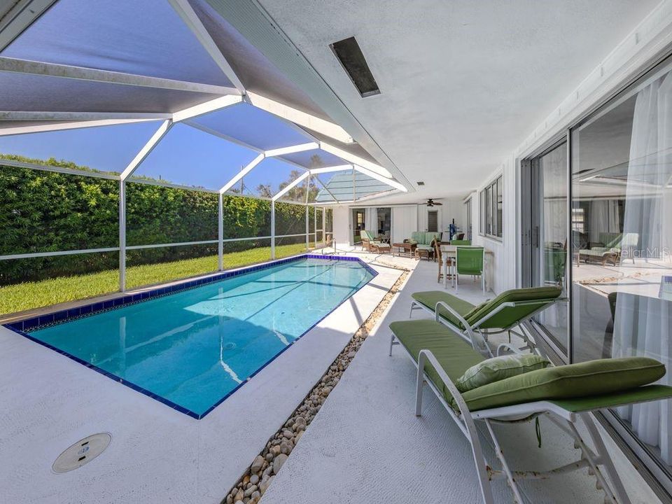 待售: $1,190,000 (3 贝兹, 2 浴室, 2123 平方英尺)