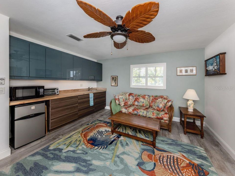 待售: $1,190,000 (3 贝兹, 2 浴室, 2123 平方英尺)