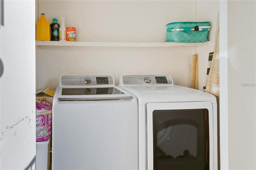 For Rent: $1,295 (1 beds, 1 baths, 670 Square Feet)