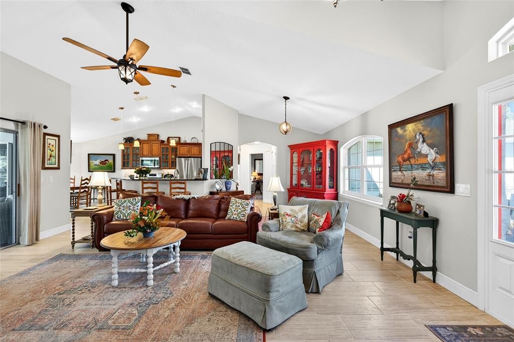 For Sale: $675,000 (3 beds, 2 baths, 1729 Square Feet)