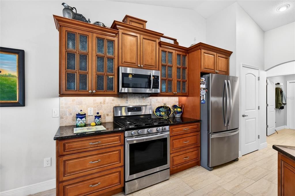 For Sale: $675,000 (3 beds, 2 baths, 1729 Square Feet)