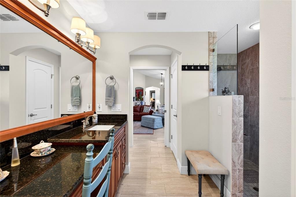 For Sale: $675,000 (3 beds, 2 baths, 1729 Square Feet)