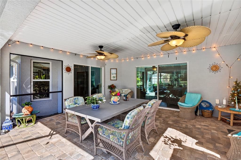 For Sale: $675,000 (3 beds, 2 baths, 1729 Square Feet)