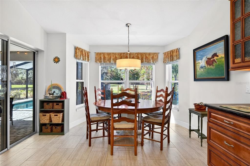 For Sale: $675,000 (3 beds, 2 baths, 1729 Square Feet)