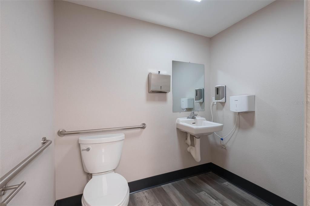 На продажу: $1,550,000 (0 спален, 0 ванн, 7342 Квадратных фут)