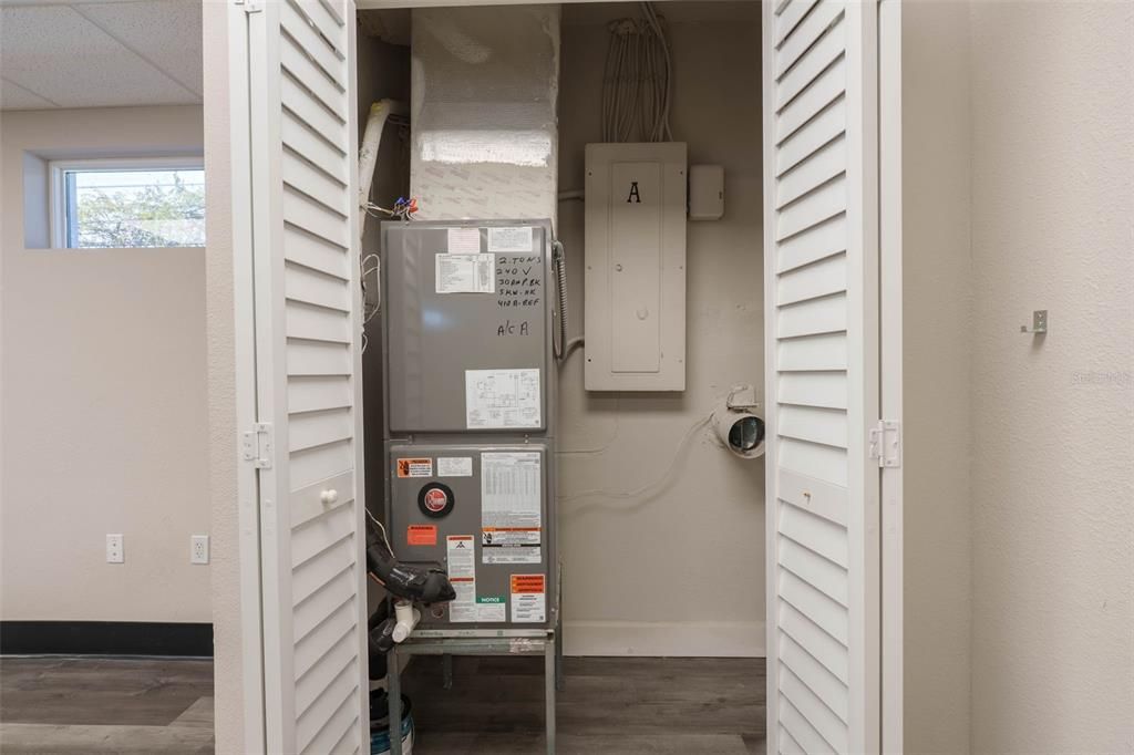 На продажу: $1,550,000 (0 спален, 0 ванн, 7342 Квадратных фут)