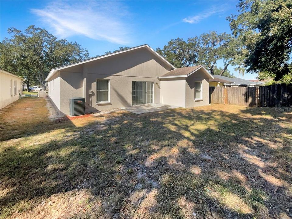 For Sale: $316,000 (3 beds, 2 baths, 1557 Square Feet)