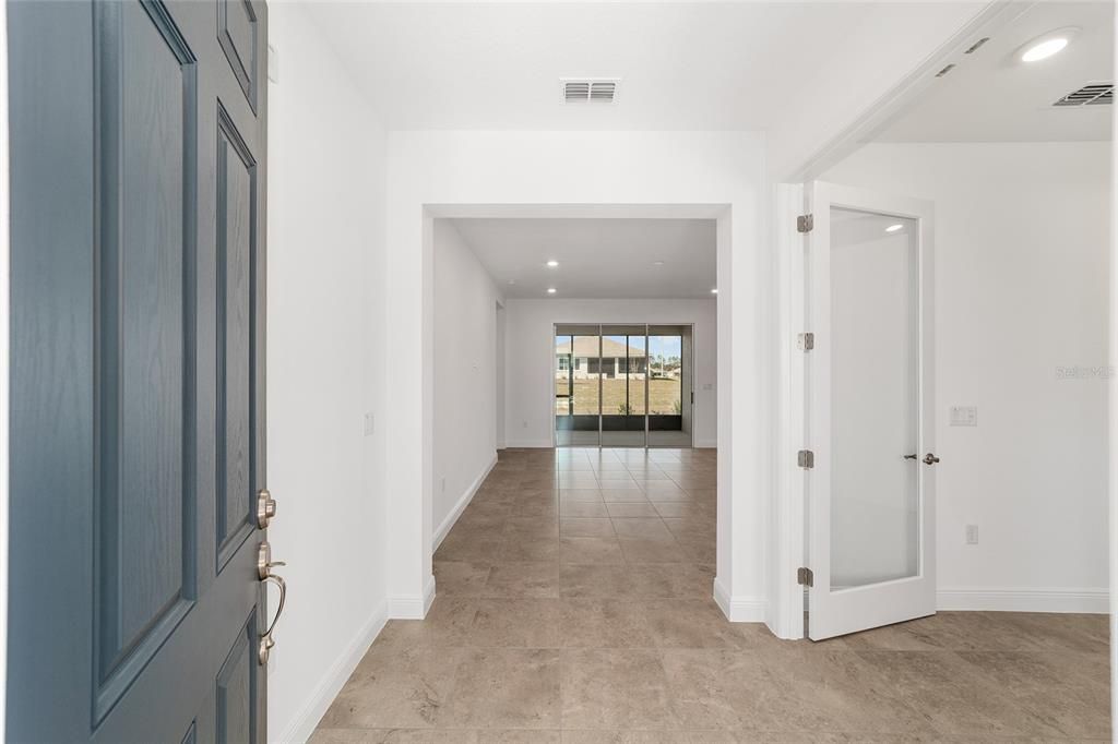 En Venta: $365,000 (2 camas, 2 baños, 1718 Pies cuadrados)