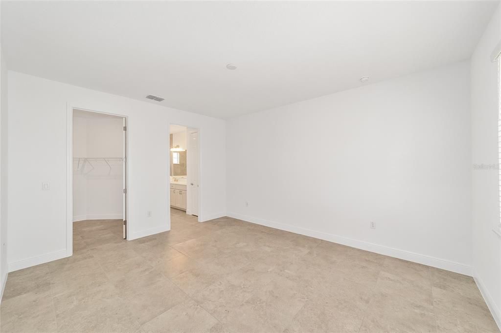 En Venta: $365,000 (2 camas, 2 baños, 1718 Pies cuadrados)