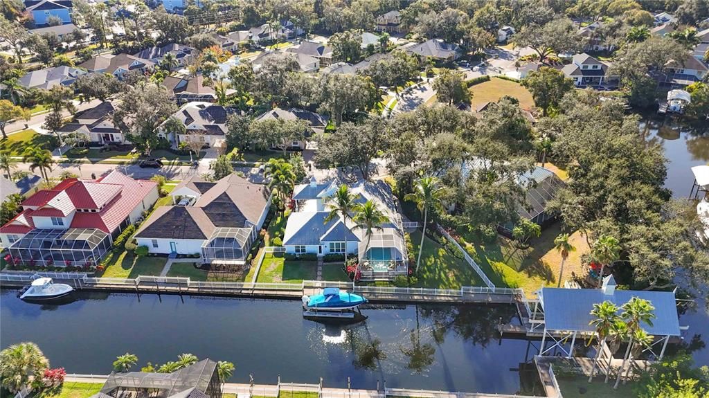 На продажу: $1,050,000 (4 спален, 2 ванн, 2240 Квадратных фут)