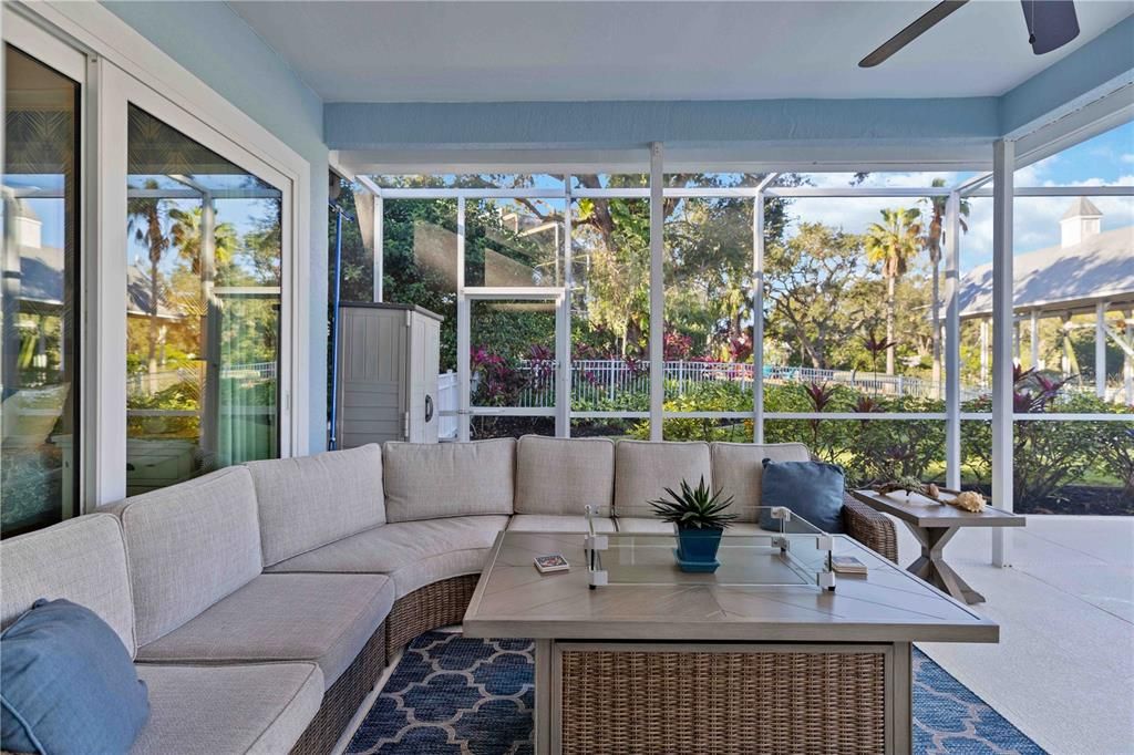 На продажу: $1,050,000 (4 спален, 2 ванн, 2240 Квадратных фут)