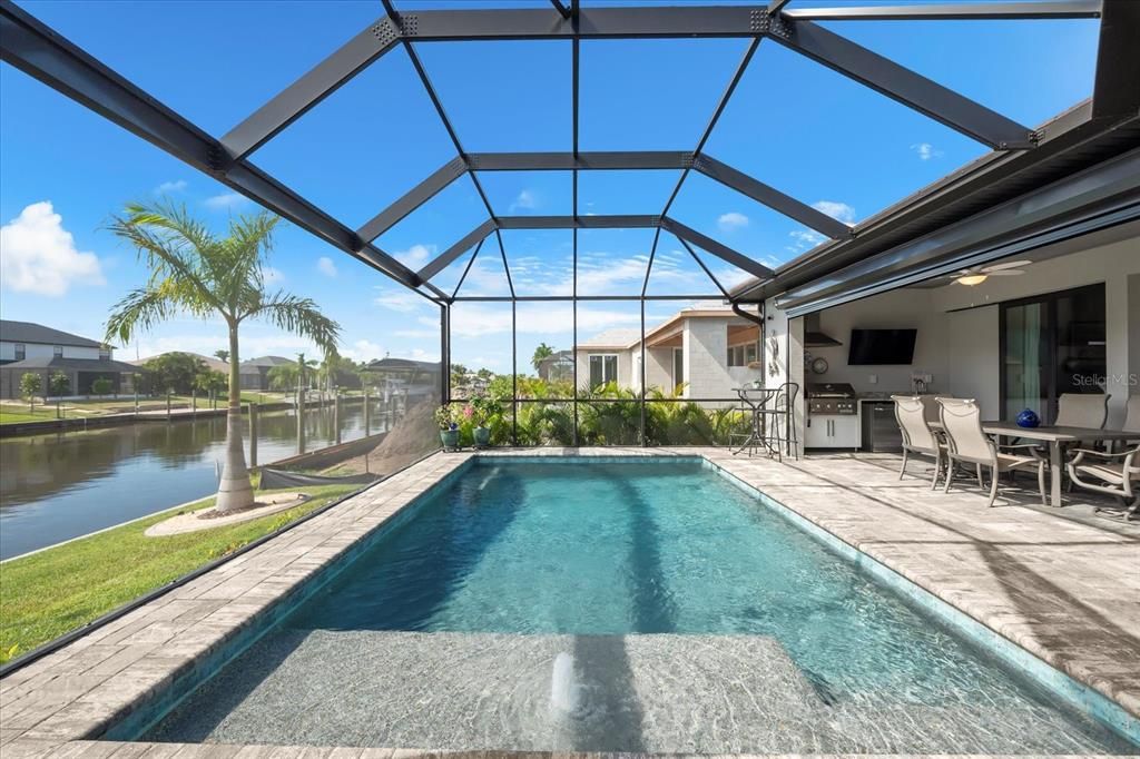 En Venta: $1,100,000 (3 camas, 3 baños, 2261 Pies cuadrados)