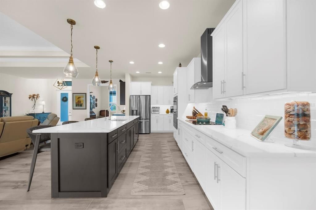 En Venta: $1,100,000 (3 camas, 3 baños, 2261 Pies cuadrados)