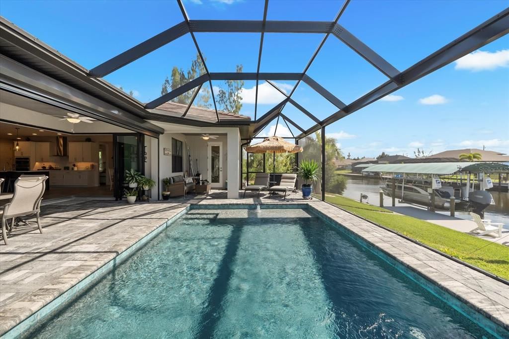 En Venta: $1,100,000 (3 camas, 3 baños, 2261 Pies cuadrados)