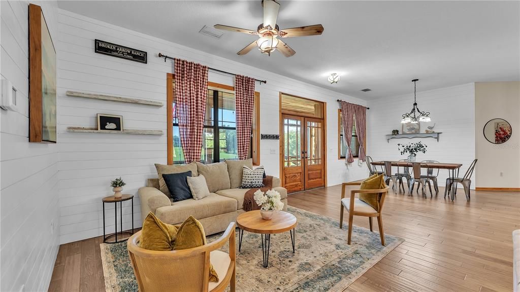 For Sale: $3,000,000 (3 beds, 2 baths, 2736 Square Feet)