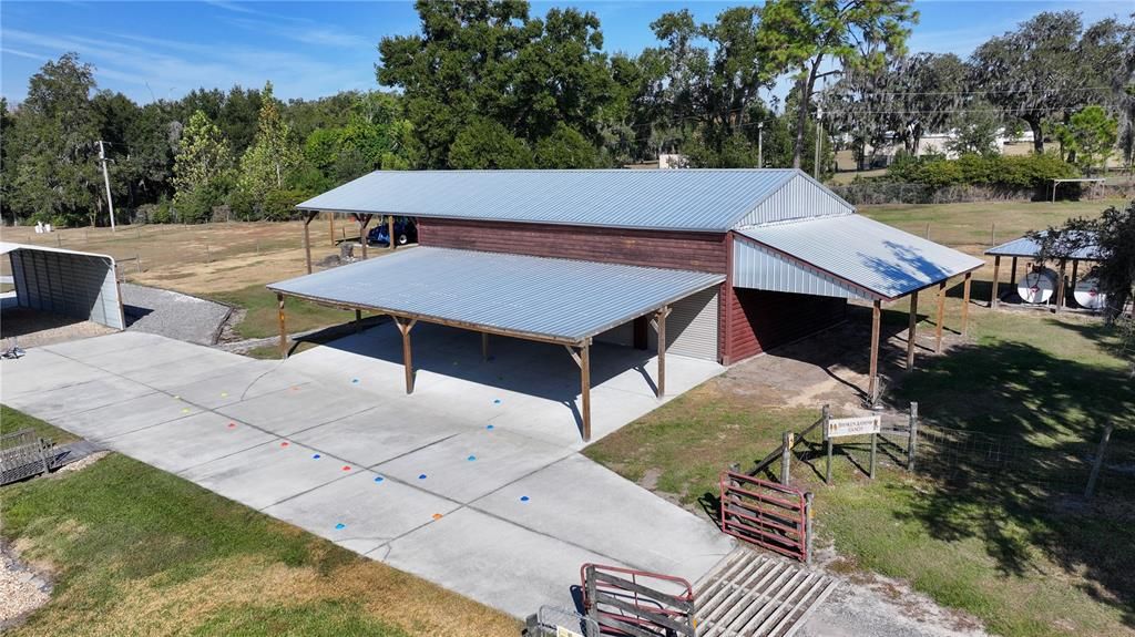 For Sale: $3,000,000 (3 beds, 2 baths, 2736 Square Feet)