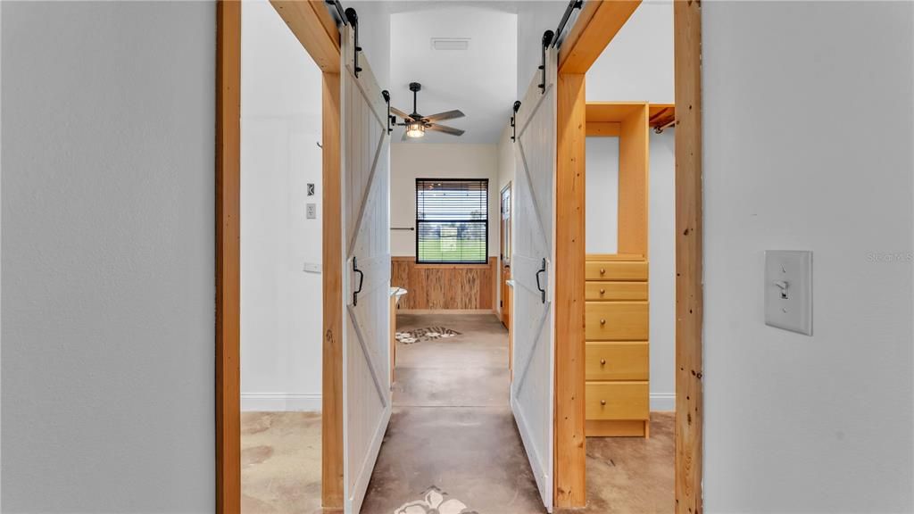 For Sale: $3,000,000 (3 beds, 2 baths, 2736 Square Feet)