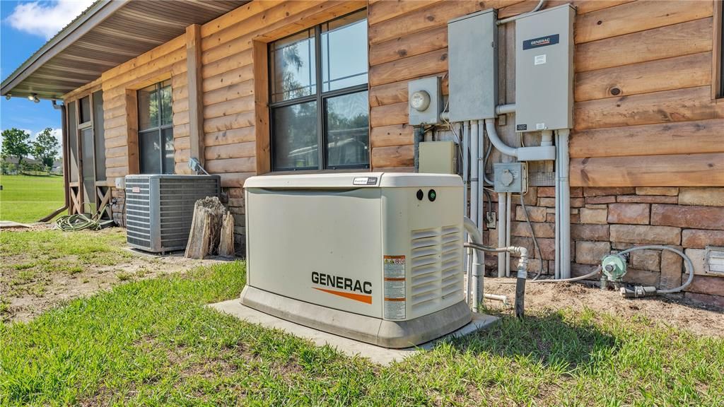 For Sale: $3,000,000 (3 beds, 2 baths, 2736 Square Feet)