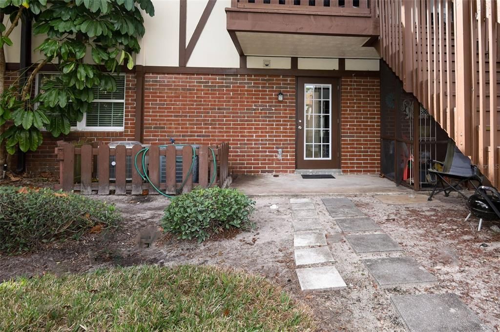 待售: $204,900 (2 贝兹, 2 浴室, 971 平方英尺)