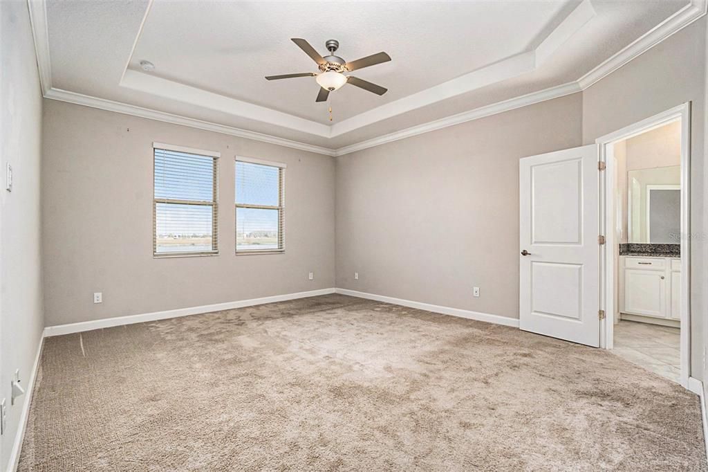 For Sale: $560,000 (5 beds, 4 baths, 3777 Square Feet)