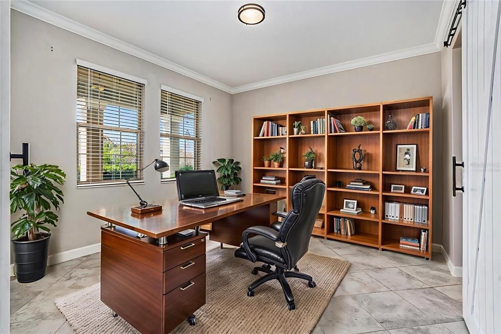 For Sale: $560,000 (5 beds, 4 baths, 3777 Square Feet)