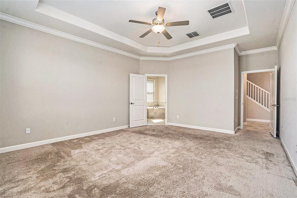 For Sale: $560,000 (5 beds, 4 baths, 3777 Square Feet)