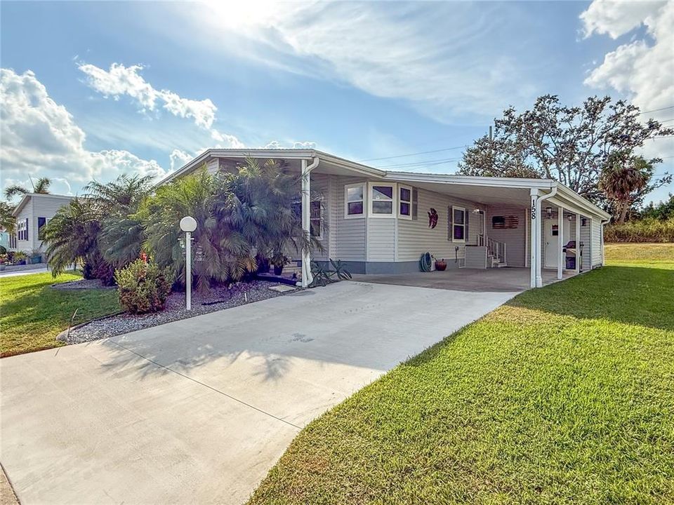 待售: $212,000 (2 贝兹, 2 浴室, 1287 平方英尺)