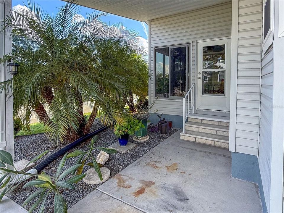 待售: $212,000 (2 贝兹, 2 浴室, 1287 平方英尺)