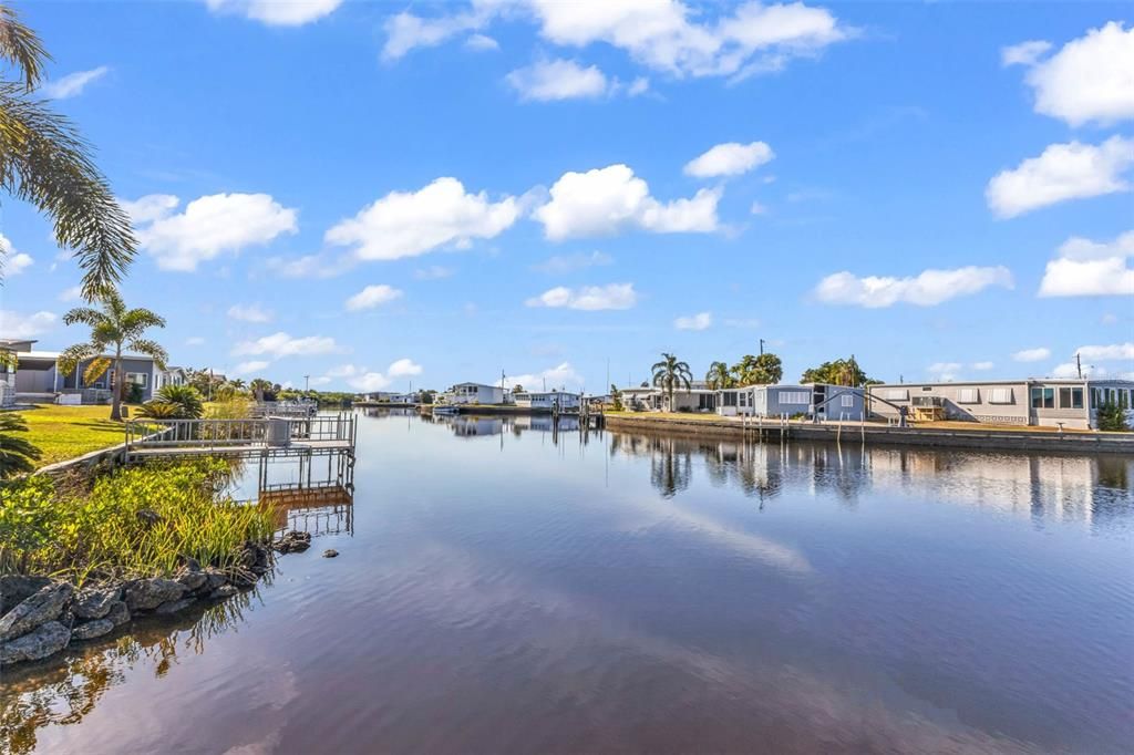 For Sale: $135,000 (2 beds, 2 baths, 1425 Square Feet)