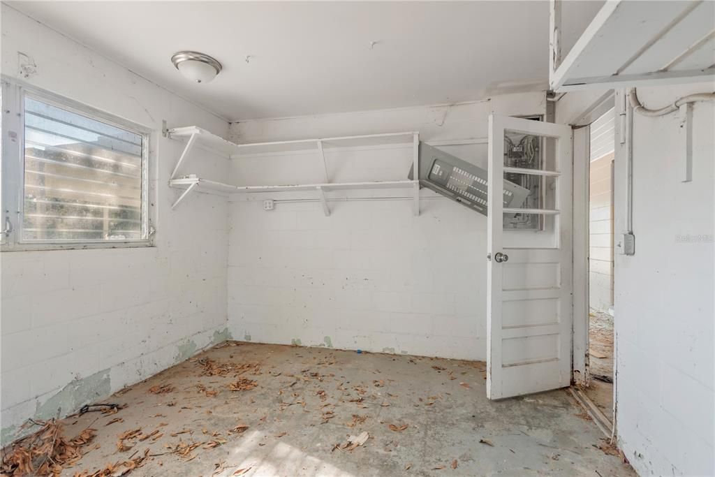 На продажу: $235,000 (2 спален, 2 ванн, 1247 Квадратных фут)