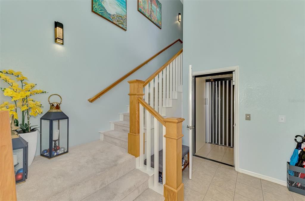 For Sale: $379,900 (3 beds, 3 baths, 2572 Square Feet)