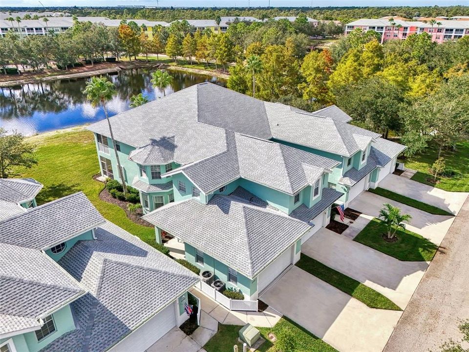 For Sale: $379,900 (3 beds, 3 baths, 2572 Square Feet)