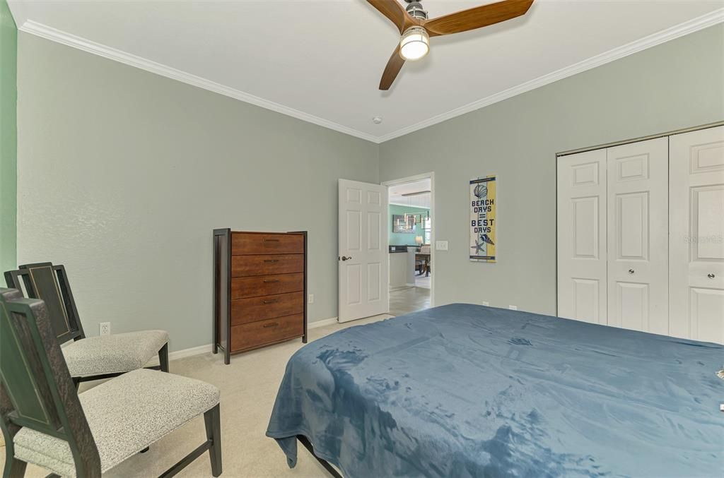 For Sale: $379,900 (3 beds, 3 baths, 2572 Square Feet)