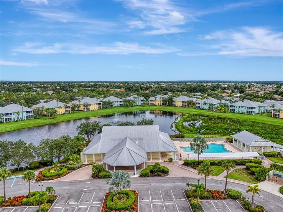 For Sale: $379,900 (3 beds, 3 baths, 2572 Square Feet)