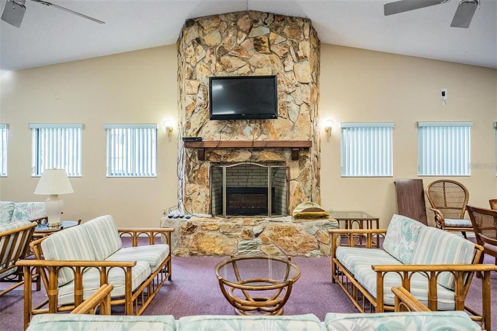 For Sale: $280,000 (3 beds, 2 baths, 1230 Square Feet)