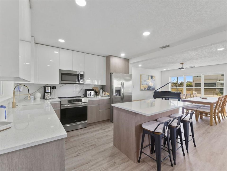 En Venta: $525,000 (2 camas, 2 baños, 1380 Pies cuadrados)