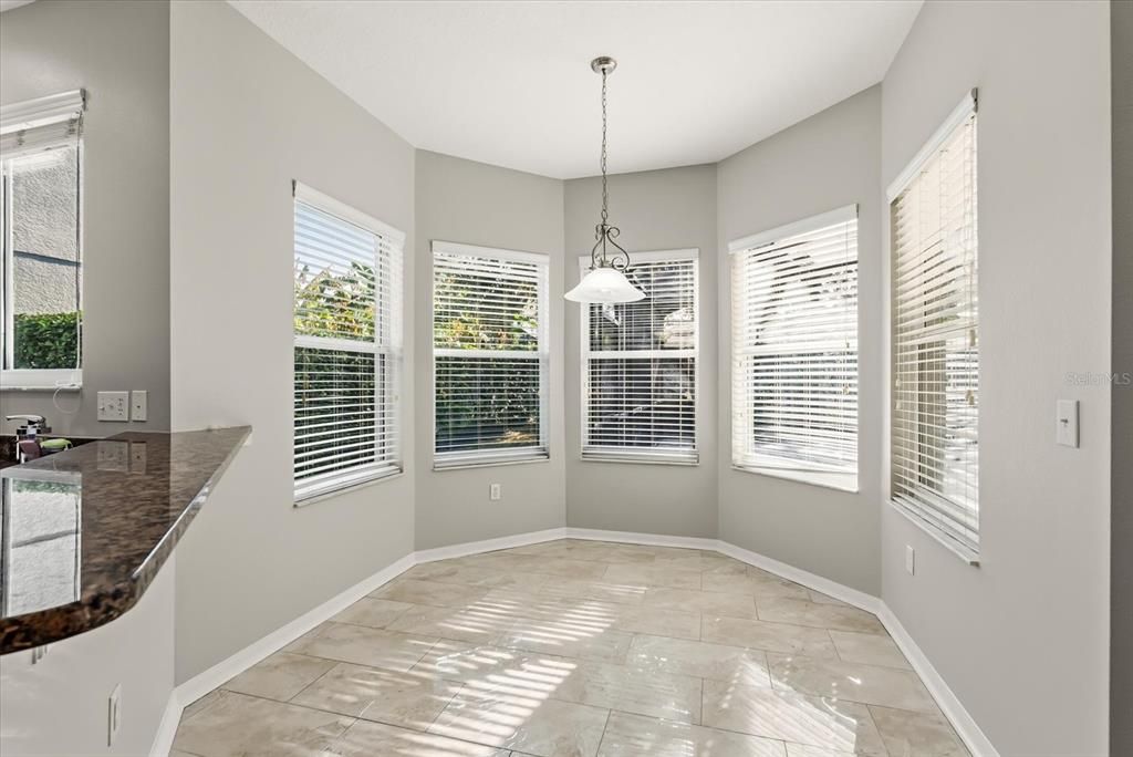 For Sale: $624,999 (4 beds, 2 baths, 2952 Square Feet)