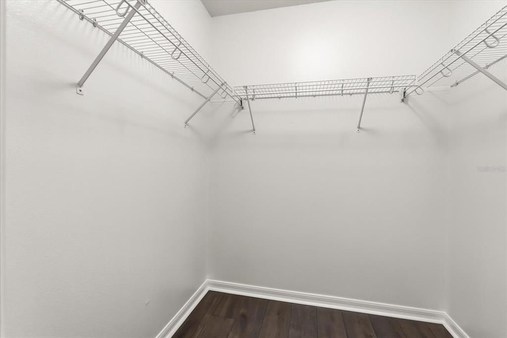 For Sale: $624,999 (4 beds, 2 baths, 2952 Square Feet)