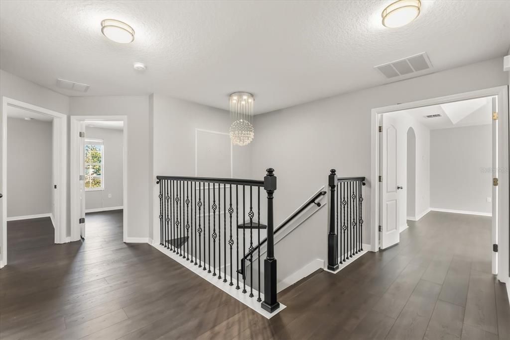 For Sale: $624,999 (4 beds, 2 baths, 2952 Square Feet)