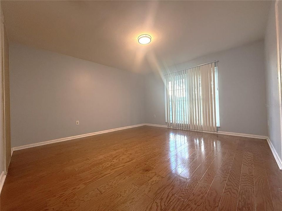 В аренду: $1,900 (3 спален, 2 ванн, 2071 Квадратных фут)