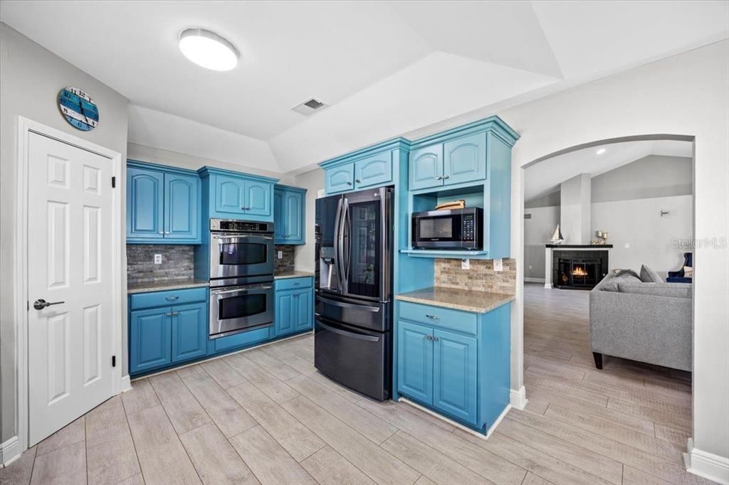 En Venta: $1,199,999 (5 camas, 4 baños, 3025 Pies cuadrados)