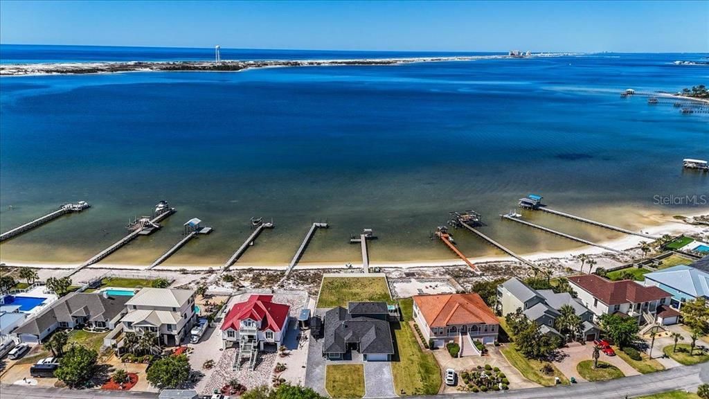 En Venta: $1,199,999 (5 camas, 4 baños, 3025 Pies cuadrados)