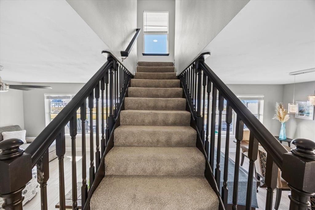 En Venta: $1,199,999 (5 camas, 4 baños, 3025 Pies cuadrados)