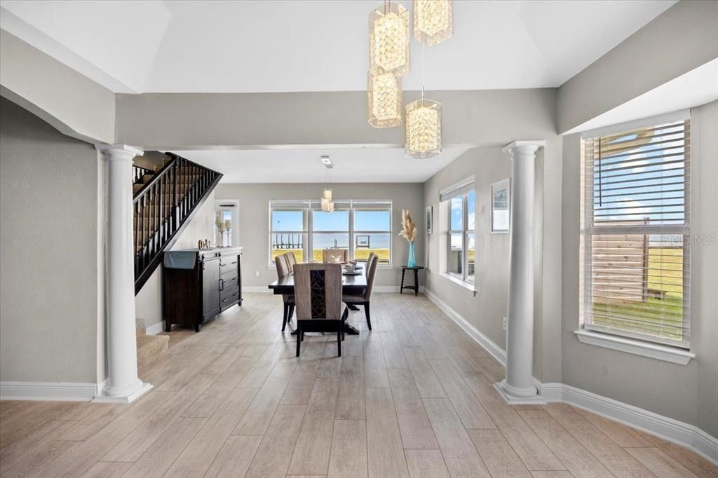 En Venta: $1,199,999 (5 camas, 4 baños, 3025 Pies cuadrados)