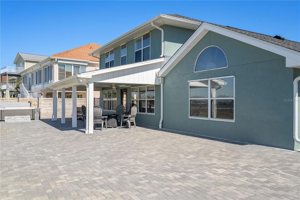 En Venta: $1,199,999 (5 camas, 4 baños, 3025 Pies cuadrados)