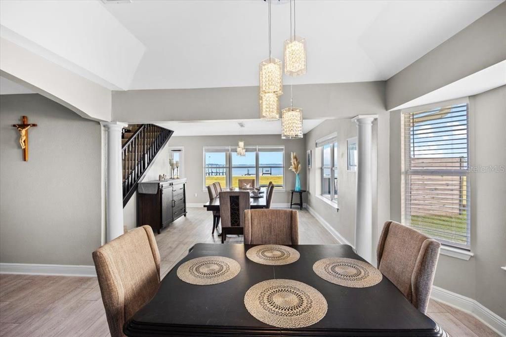 En Venta: $1,199,999 (5 camas, 4 baños, 3025 Pies cuadrados)