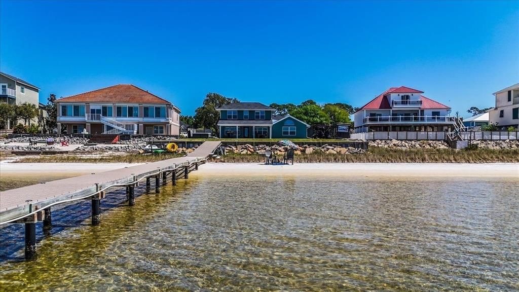 En Venta: $1,199,999 (5 camas, 4 baños, 3025 Pies cuadrados)