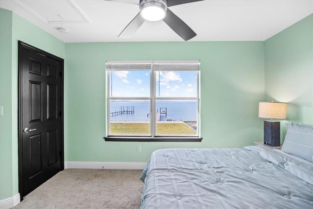 En Venta: $1,199,999 (5 camas, 4 baños, 3025 Pies cuadrados)