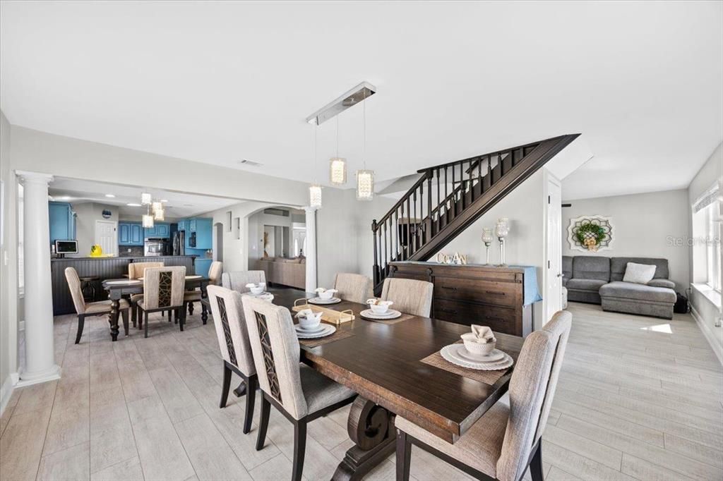 En Venta: $1,199,999 (5 camas, 4 baños, 3025 Pies cuadrados)