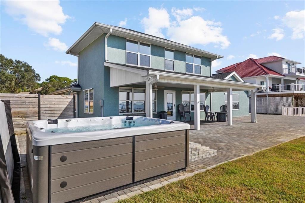 En Venta: $1,199,999 (5 camas, 4 baños, 3025 Pies cuadrados)